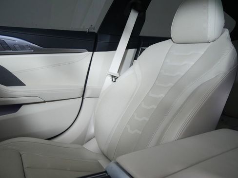 Used 2026 BMW 840i w/ Driving Assistance Package RWD image 28