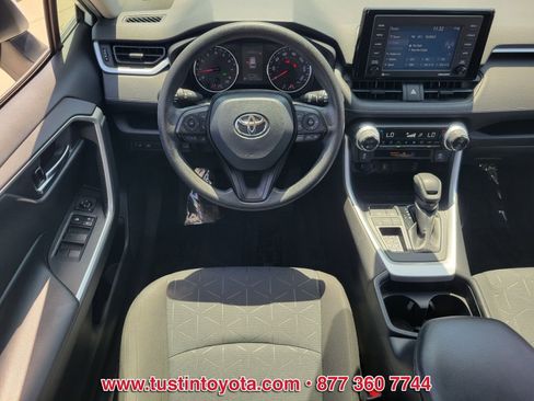 Certified 2020 Toyota RAV4 XLE w/ Convenience Package FWD image 12