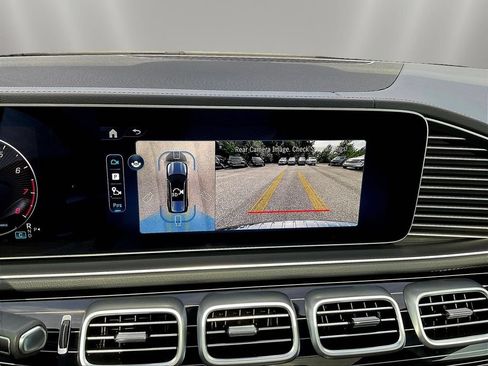 Certified 2025 Mercedes-Benz GLS 580 4MATIC image 16