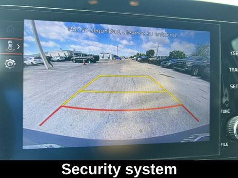 Used 2023 Kia Sportage LX image 15