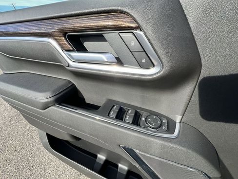 New 2026 GMC Sierra 1500 Elevation image 23