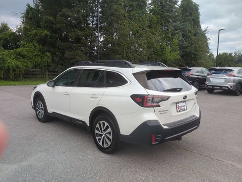 Used 2022 Subaru Outback Premium AWD/4WD image 7