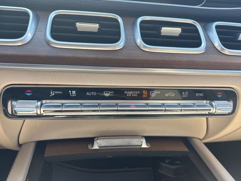 Used 2022 Mercedes-Benz GLE 350 4MATIC image 21