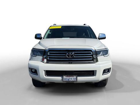 Used 2018 Toyota Sequoia Platinum AWD/4WD image 8