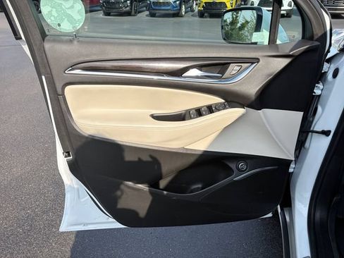 Used 2024 Buick Enclave Essence w/ LPO, Floor Liner Package AWD/4WD image 19