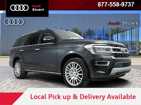 Used 2024 Ford Expedition Limited image 1