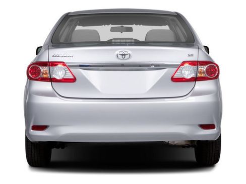 Used 2013 Toyota Corolla LE FWD image 5