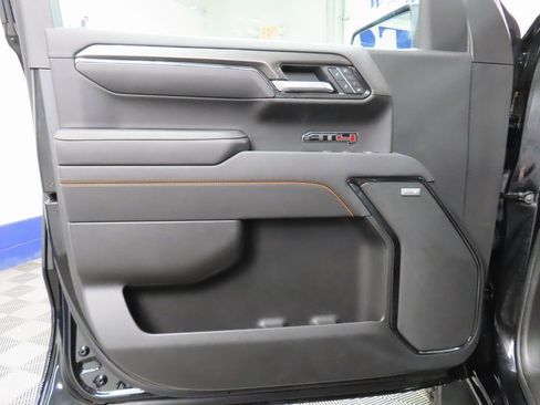 Used 2025 GMC Sierra 1500 AT4 image 55