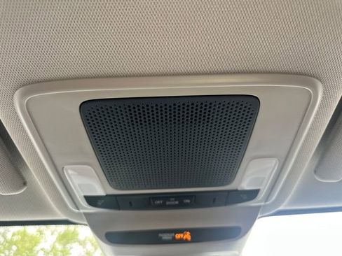 New 2026 Honda HR-V LX image 28