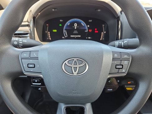 New 2026 Toyota Camry LE FWD image 14