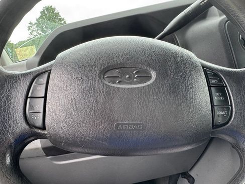 Used 2012 Ford E-350 and Econoline 350 XLT RWD image 15