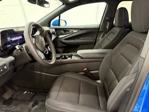 New 2025 Chevrolet Blazer EV LT image 11