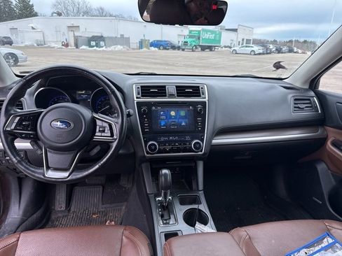 Used 2019 Subaru Outback 3.6R Touring image 5