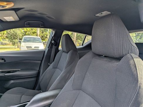 Certified 2019 Toyota C-HR XLE image 24