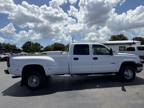 Used 2007 Chevrolet Silverado 3500 LT w/ Onstar Plus Package RWD image 5