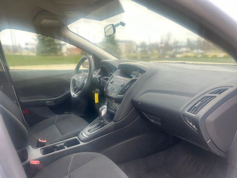 Used 2018 Ford Focus S image 21