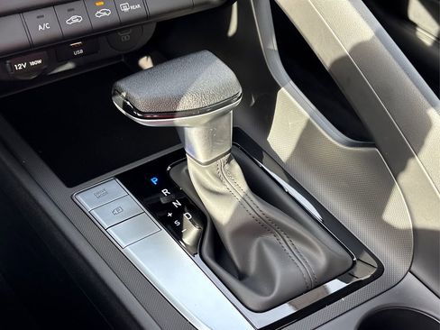 New 2026 Hyundai Elantra SE image 23