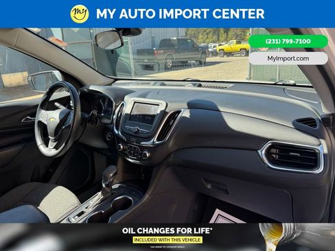 Used 2022 Chevrolet Equinox LT AWD/4WD image 27
