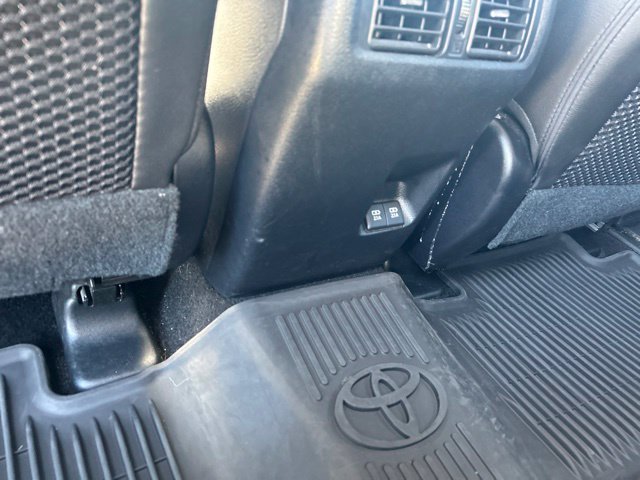 Used 2022 Toyota 4Runner SR5 Premium w/ Moonroof Package AWD/4WD image 42