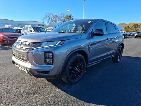 Used 2024 Mitsubishi Outlander Sport LE image 3