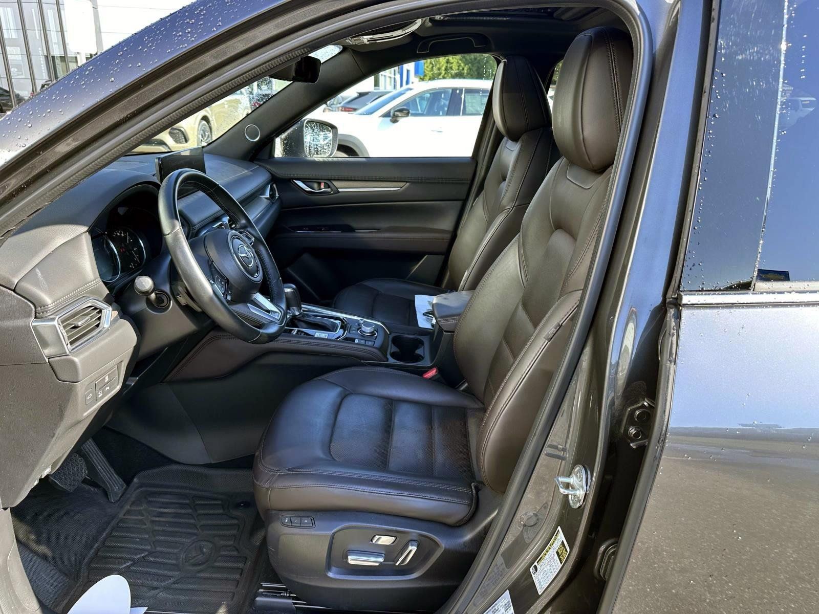 Used 2023 MAZDA CX-5 Signature AWD/4WD image 11