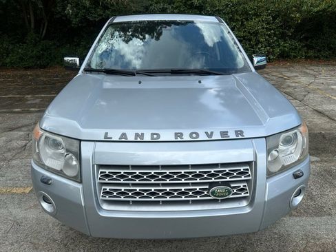 Used 2008 Land Rover LR2 SE image 10