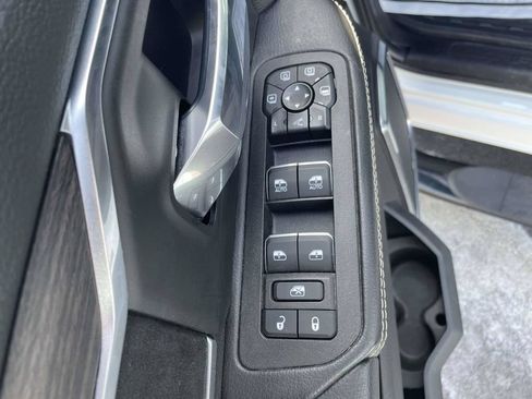 Used 2025 RAM 3500 Laramie w/ Night Edition AWD/4WD image 16