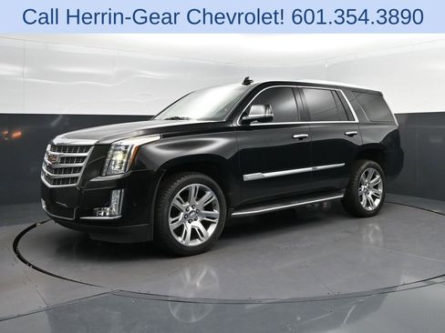 Used 2019 Cadillac Escalade Premium Luxury AWD/4WD image 3