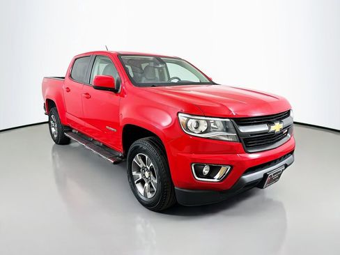 Used 2019 Chevrolet Colorado Z71 image 3