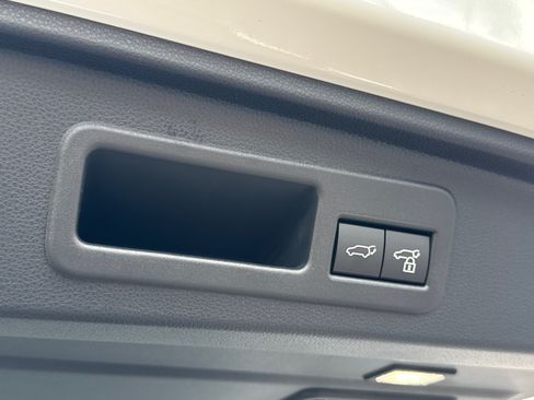 New 2026 Toyota 4Runner Limited AWD/4WD image 11