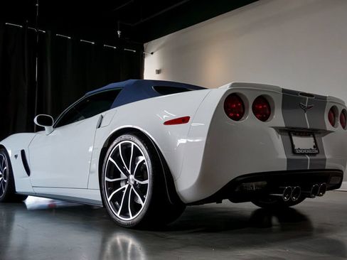 Used 2013 Chevrolet Corvette 427 w/ 1SC Preferred Equipment Group RWD image 8
