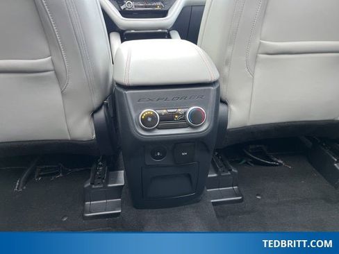 Certified 2025 Ford Explorer Active w/ Active Comfort Package image 15