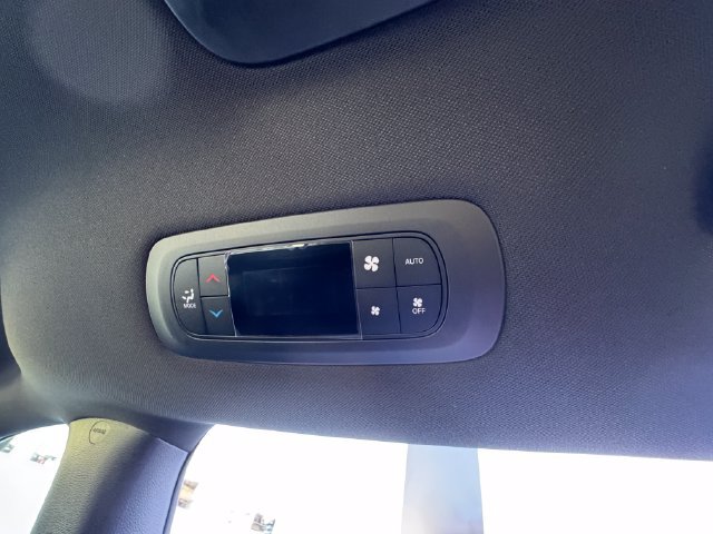 New 2027 Chrysler Pacifica Select FWD image 27
