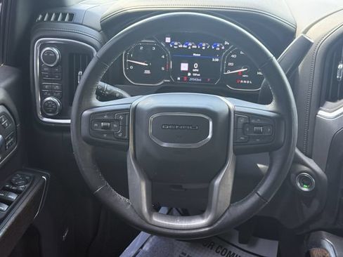 Used 2022 GMC Sierra 3500 Denali w/ Denali Ultimate Package AWD/4WD image 25