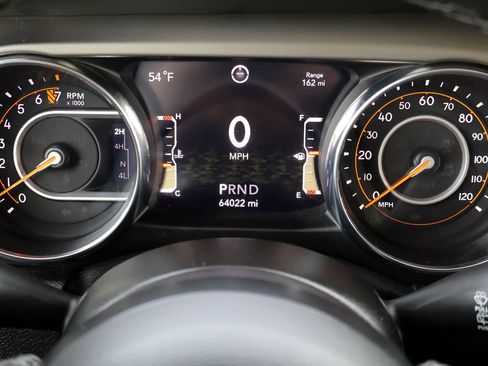 Used 2021 Jeep Wrangler Unlimited Sport image 25