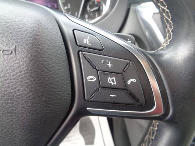 Used 2019 INFINITI QX30 FWD image 27