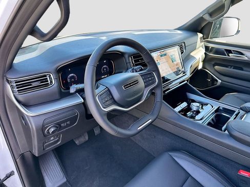 New 2026 Jeep Grand Wagoneer L Limited w/ Premium Group II AWD/4WD image 9