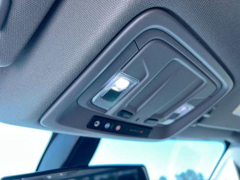 Used 2021 GMC Sierra 1500 Elevation w/ X31 Off-Road Package image 18