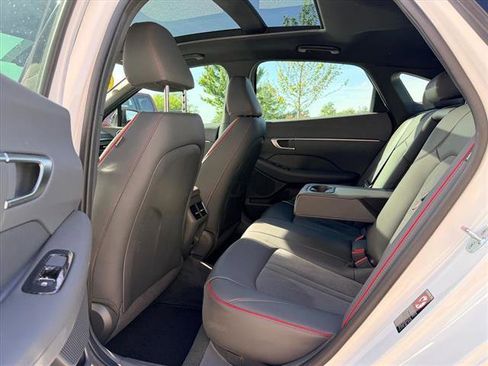 Used 2022 Hyundai Sonata SEL Plus FWD image 12