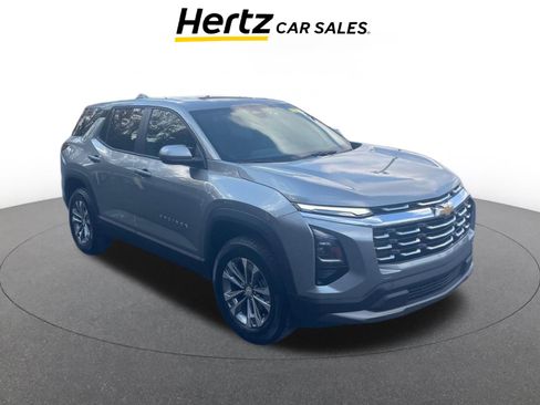 Used 2025 Chevrolet Equinox LT image 1