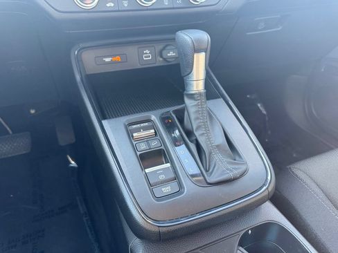 Used 2025 Honda CR-V LX image 21