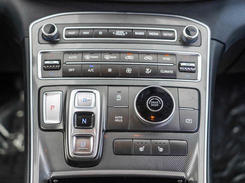 Used 2023 Hyundai Santa Fe SEL image 18