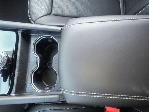 New 2025 Jeep Grand Cherokee Limited w/ Luxury Tech Group II image 21