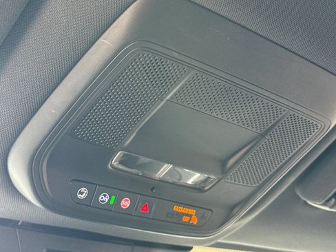 Used 2024 Chevrolet Equinox EV RS FWD image 24