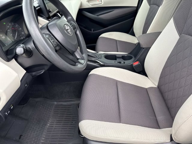 Used 2024 Toyota Corolla LE FWD image 17