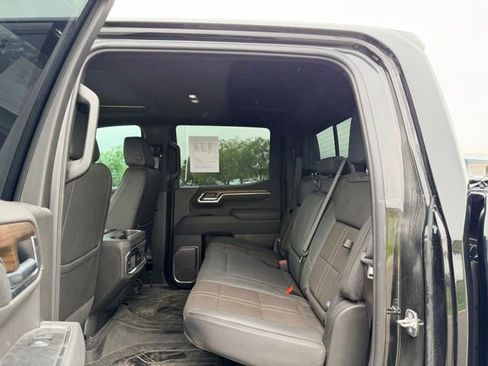 Used 2026 Chevrolet Silverado 1500 High Country w/ High Country Premium Package AWD/4WD image 8