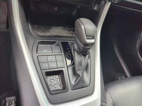Certified 2025 Toyota RAV4 XLE Premium AWD/4WD image 19