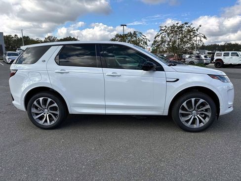 Used 2025 Land Rover Discovery Sport S AWD/4WD image 7