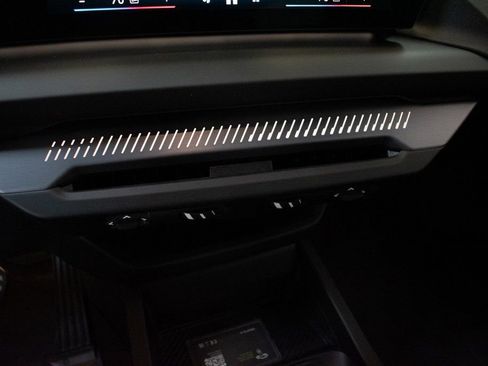 New 2026 BMW 228i xDrive w/ Technology Package image 18