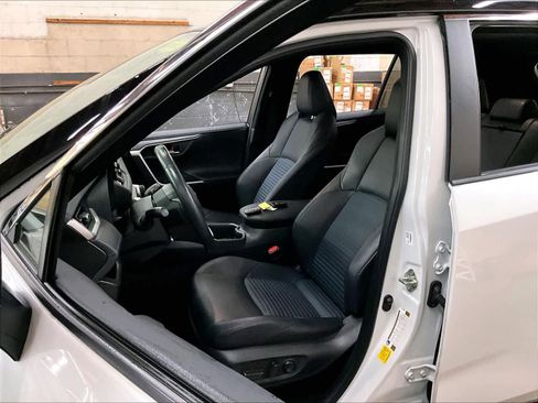 Used 2024 Toyota RAV4 XSE w/ Advanced Technology Package image 24